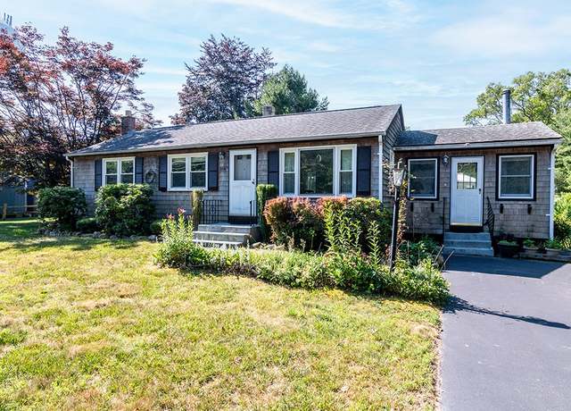 Property at 3574 Post Rd, South Kingstown, RI 02879, 3 beds, 1 bath