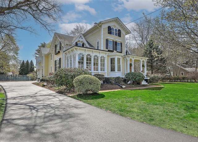 Property at 53 Jennys Ln, Barrington, RI 02806, 7 beds, 4.5 baths