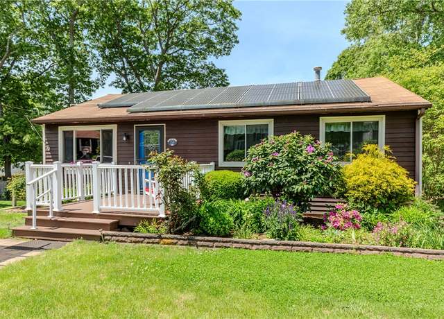 Property at 12 Twin Leaf Trl, Narragansett, RI 02874, 2 beds, 1 bath