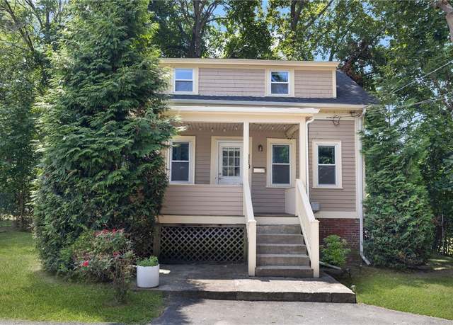 Property at 119 Doyle Ave #3, Providence, RI 02906, 2 beds, 1.5 baths