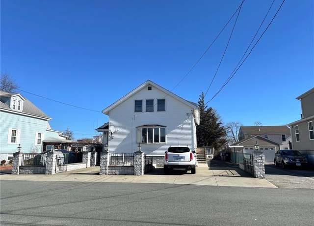 Property at 100 Hicks St, East Providence, RI 02914, 4 beds, 3 baths