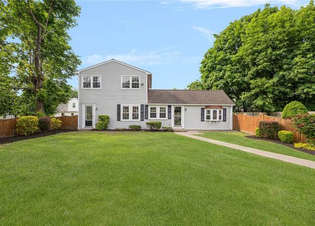 Property at 52 Pleasant View Rd, Warwick, RI 02888, 3 beds, 2 baths