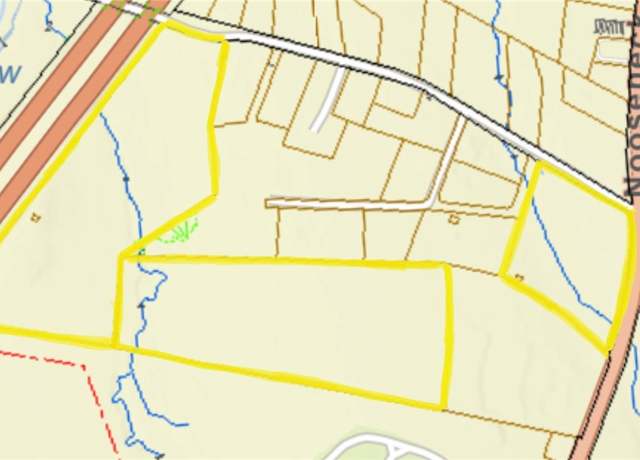 Property at 102 Robin Hollow Rd, West Greenwich, RI 02817