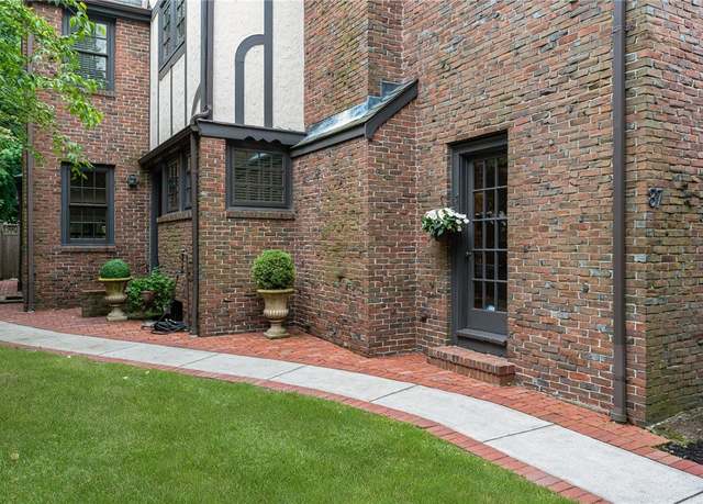 Property at 87 Blackstone Blvd, Providence, RI 02906, 3 beds, 3.5 baths
