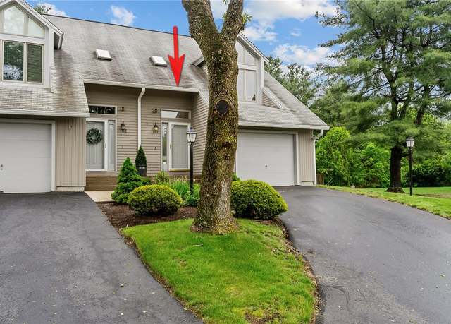 Property at 10 Tamarac Dr Unit F, Smithfield, RI 02828, 2 beds, 2.5 baths
