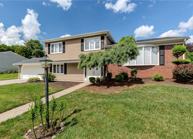 Property at 8 Sturbridge Ave, Smithfield, RI 02828, 3 beds, 2 baths