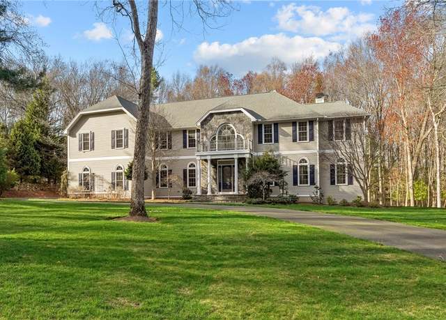 Property at 20 Bailey Blvd, East Greenwich, RI 02818, 4 beds, 3.5 baths