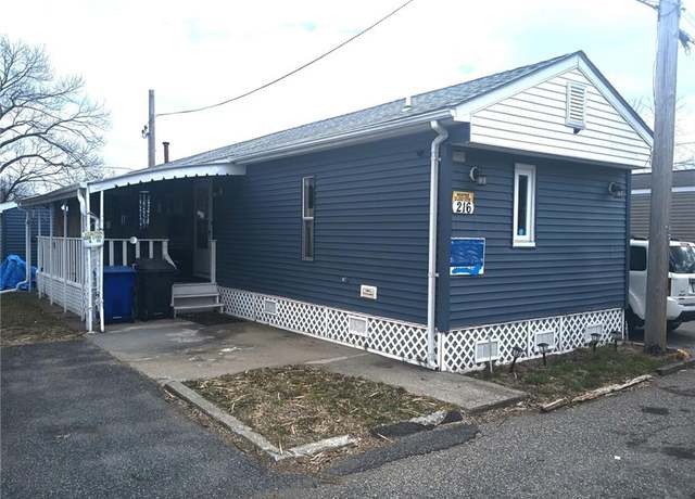 Property at 245 #216 Manton St, Pawtucket, RI 02861, 2 beds, 2 baths