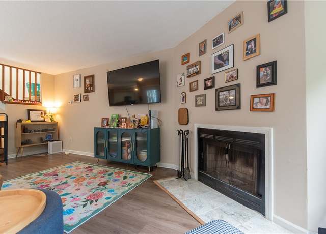 Property at 15 Loyalist Dr Unit 15B, Uxbridge, MA 01569, 2 beds, 1.5 baths