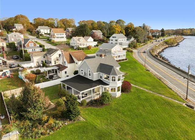 Property at 1886 Main Rd, Tiverton, RI 02878, 3 beds, 3.5 baths