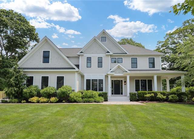 Property at 2 Bluemead Farm Ln, Barrington, RI 02806, 4 beds, 2.5 baths