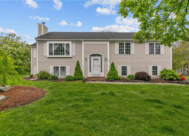 Property at 26 Cherokee Dr, Portsmouth, RI 02871, 4 beds, 2.5 baths