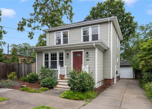 Property at 204 8th St, Providence, RI 02906, 3 beds, 1.5 baths
