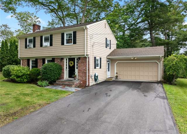 Property at 54 Marlaine Dr, Seekonk, MA 02771, 4 beds, 2 baths