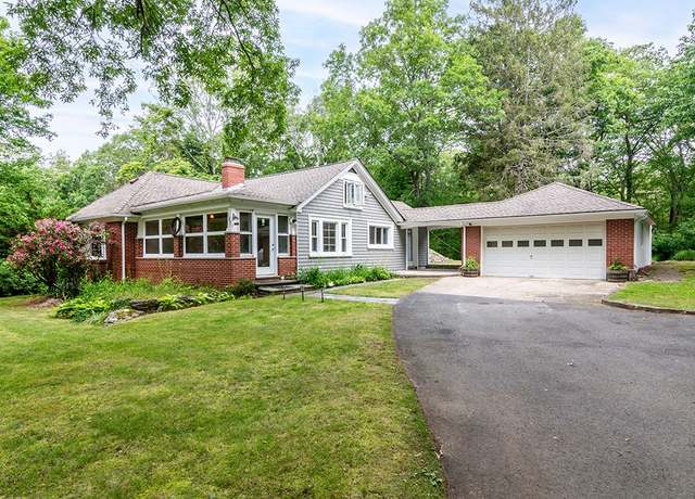 Property at 137 Rocky Hill Rd, Scituate, RI 02857, 3 beds, 2 baths