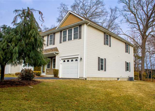 Property at 1027 Providence St Unit 4B, West Warwick, RI 02893, 2 beds, 2.5 baths