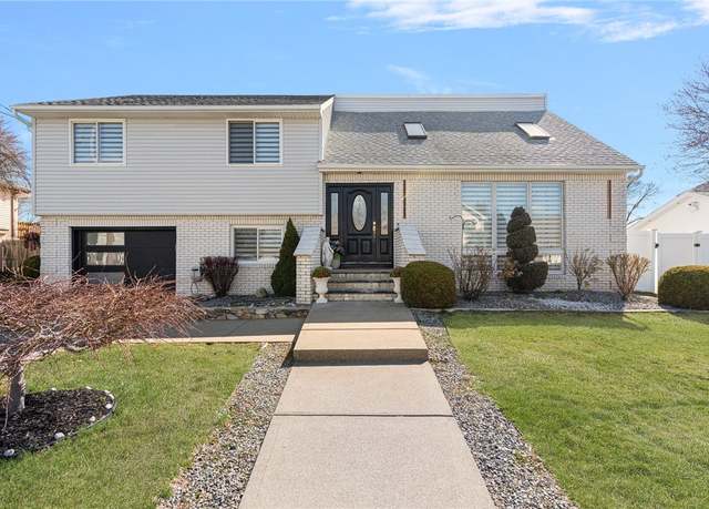 Property at 13 Springdale Ave, North Providence, RI 02904, 4 beds, 2 baths