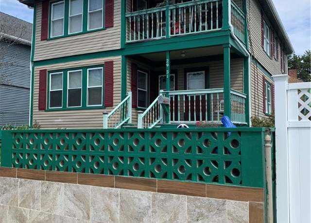 Property at 31 Ponagansett Ave, Providence, RI 02909, 4 beds, 2 baths