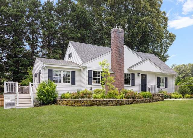 Property at 10 Linden Gate Ln, Newport, RI 02840, 3 beds, 3.5 baths