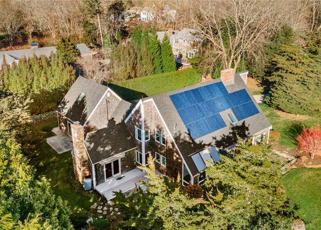 Property at 103 Howland Rd, Westport, MA 02790, 4 beds, 3.5 baths