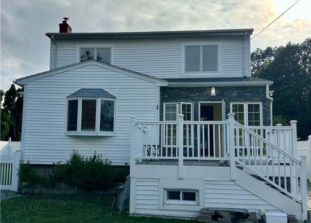 Property at 539 Tidewater Dr, Warwick, RI 02889, 3 beds, 2 baths