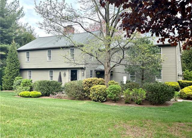 Property at 2 Signal Ridge Way, East Greenwich, RI 02818, 4 beds, 3 baths