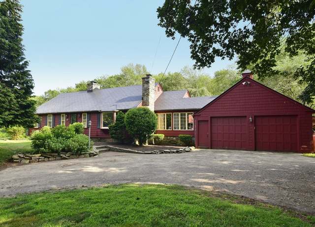 Property at 50 Roberts Way, North Kingstown, RI 02852, 3 beds, 2.5 baths