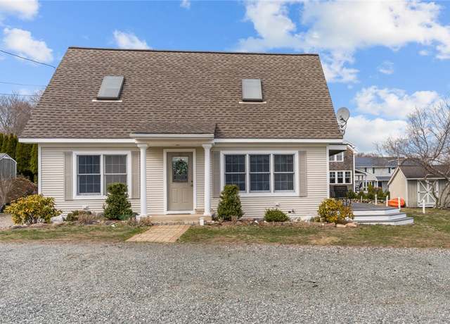 Property at 76 What Cheer Rd, Narragansett, RI 02882, 4 beds, 3 baths