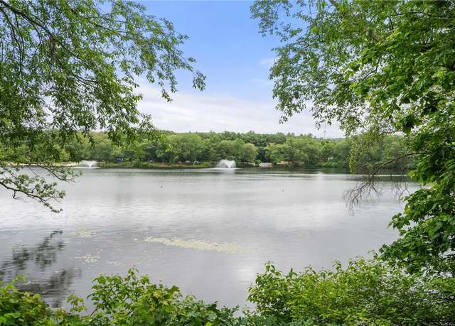 Property at 97 Farnum Pike #7, Smithfield, RI 02917, 2 beds, 2 baths