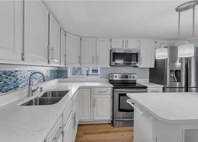 Property at 245 12 Manton St, Pawtucket, RI 02861, 2 beds, 1 bath