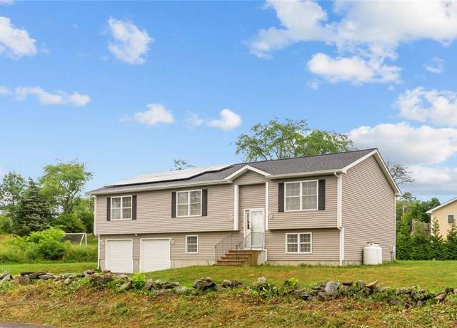 Property at 11 Eric Ct, Portsmouth, RI 02871, 3 beds, 2 baths