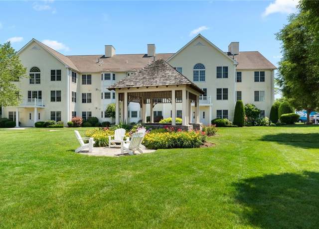 Property at 15 Saw Mill Dr #108, North Kingstown, RI 02852, 1 bed, 1 bath