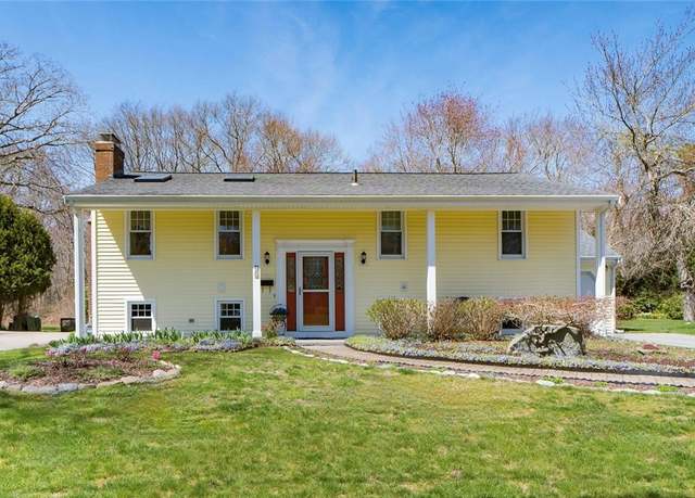 Property at 62 Linden Rd, Barrington, RI 02806, 3 beds, 2 baths