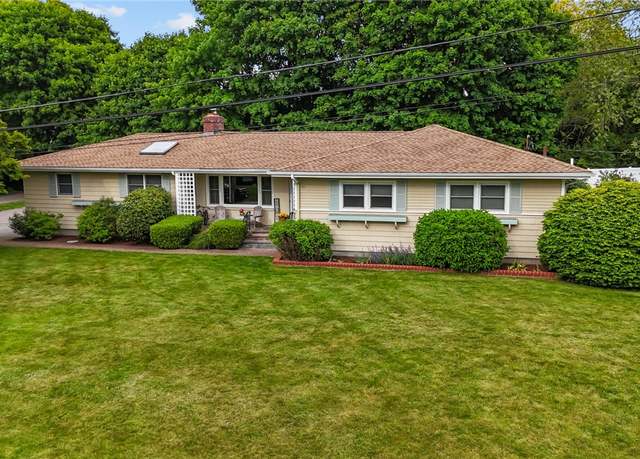 Property at 2 Westview Dr, Westerly, RI 02891, 3 beds, 2.5 baths