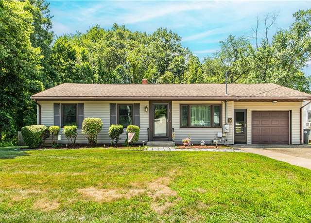 Property at 27 Johnson Blvd, Coventry, RI 02816, 4 beds, 3 baths