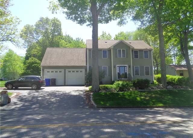 Property at 307 East Greenwich Ave, West Warwick, RI 02893, 4 beds, 3 baths