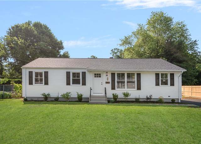 Property at 60 Webb Ave, Warwick, RI 02889, 3 beds, 2 baths