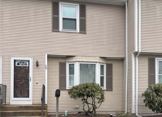 Property at 28 Fourth Ave, Warwick, RI 02888, 2 beds, 2 baths
