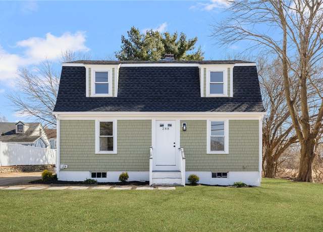 Property at 288 Sprague St, Portsmouth, RI 02871, 3 beds, 2 baths
