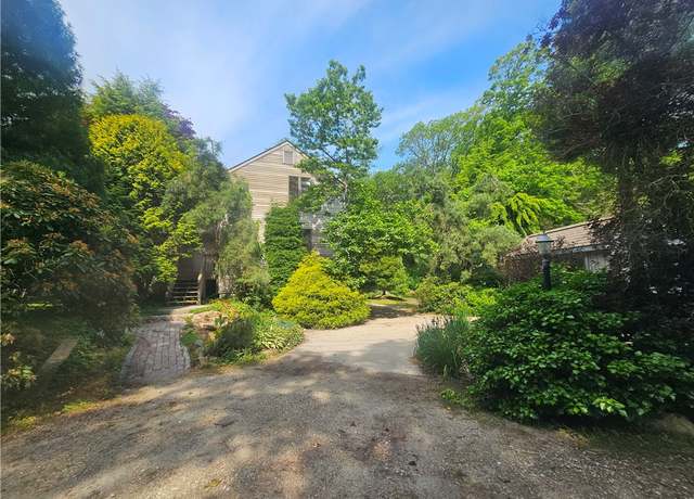 Property at 66 Shadbush Rd, South Kingstown, RI 02879, 2 beds, 3 baths