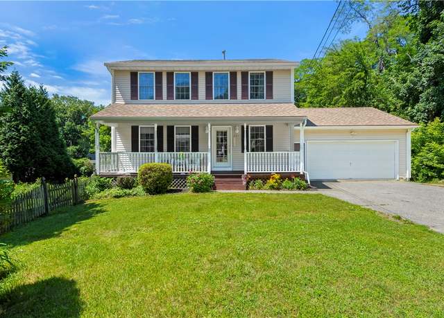 Property at 634 Prospect St, Woonsocket, RI 02895, 3 beds, 1.5 baths