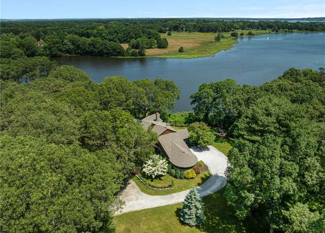 Property at 17 Pojac Point Rd, North Kingstown, RI 02852, 4 beds, 4.5 baths