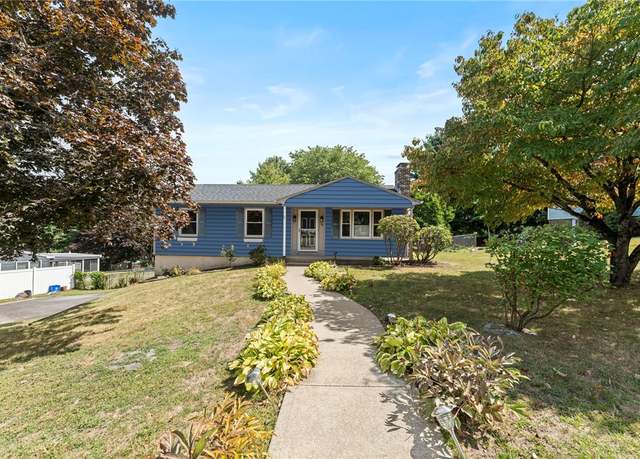 Property at 66 Tanglewood Dr, West Warwick, RI 02893, 2 beds, 2 baths