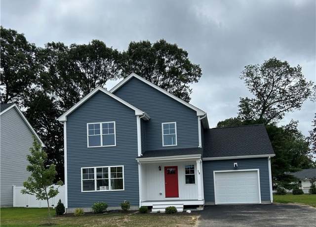 Property at 18 Red Maple Ln, Warwick, RI 02886, 3 beds, 2.5 baths