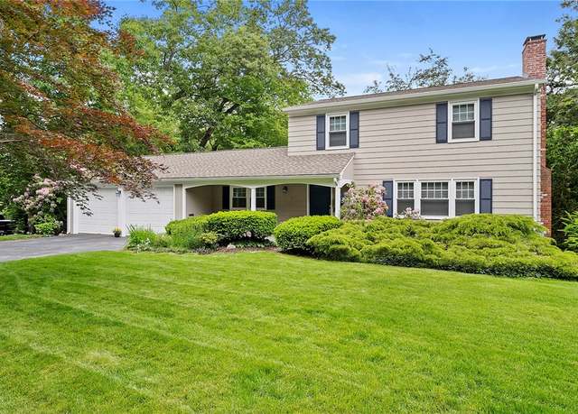 Property at 40 Sage Dr, Warwick, RI 02886, 3 beds, 1.5 baths