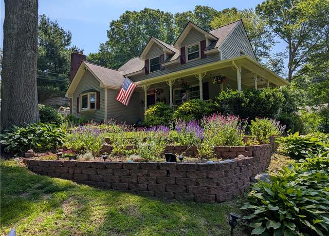 Property at 50 Betony Rd, Narragansett, RI 02874, 3 beds, 2 baths
