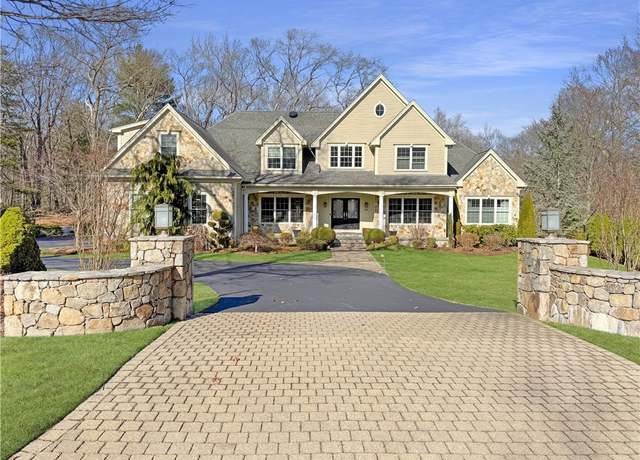 Property at 20 Beechcrest Rd, East Greenwich, RI 02818, 5 beds, 4.5 baths