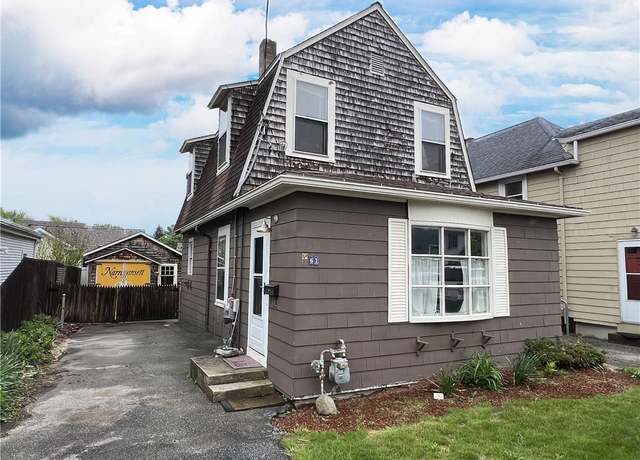 Property at 61 Blanding Ave, Barrington, RI 02806, 2 beds, 1 bath