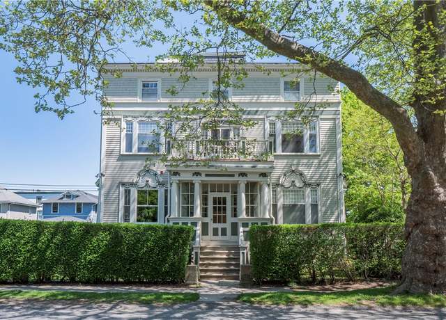 Property at 20 Berkeley Ave #4, Newport, RI 02840, 1 bed, 1 bath