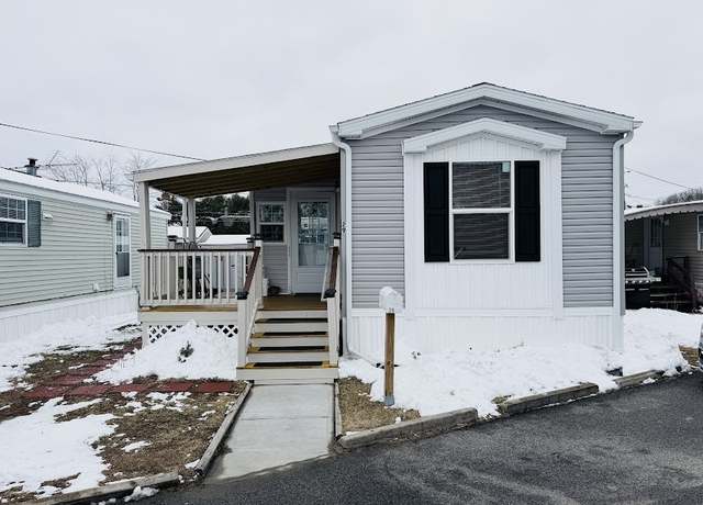 Property at 242 Unt 29 Manton St, Pawtucket, RI 02861, 2 beds, 1 bath